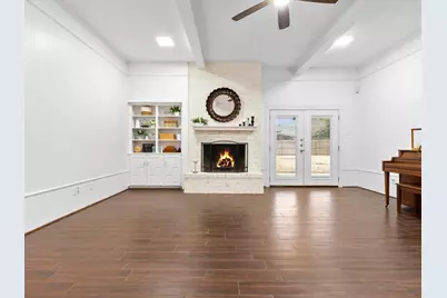 1915 Chesham Drive, Carrollton, TX 75007 - Photo 6