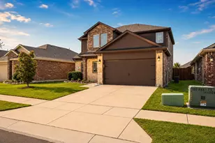 907 Amber St, Princeton, TX 75407 - Photo 2