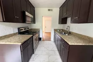 4628 Reed St, Fort Worth, TX 76119 - Photo 4