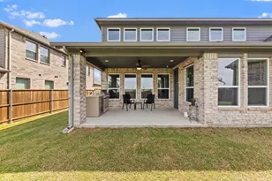 1090 Rosecrush Dr, Haslet, TX 76052 - Photo 32