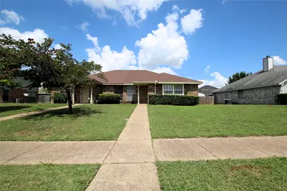 2910 Tanglewood Drive, Lancaster, TX 75134 - Photo 1