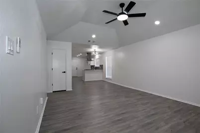 2910 Tanglewood Drive, Lancaster, TX 75134 - Photo 4