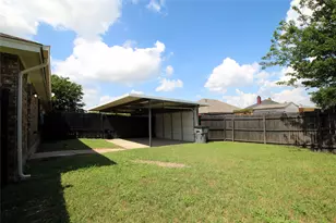 2910 Tanglewood Dr, Lancaster, TX 75134 - Photo 14