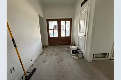1013 Rockmoor Drive, Edgecliff Village, TX 76134 - Photo 4