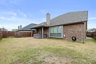 2634 Askern Ct, Grand Prairie, TX 75052 - Photo 4