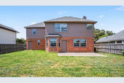 129 Hanover Street, Grand Prairie, TX 75052 - Photo 16