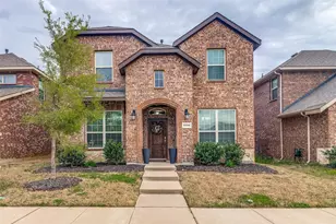 2416 Evening Stone Dr, Little Elm, TX 76227 - Photo 2