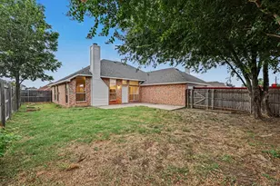 11709 Amber Valley Dr, Frisco, TX 75035 - Photo 2