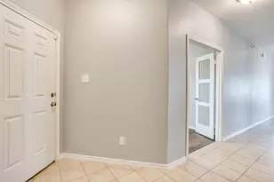1229 Walnut Cliff Ct, Fort Worth, TX 76179 - Photo 6