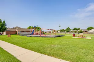 1229 Walnut Cliff Ct, Fort Worth, TX 76179 - Photo 38