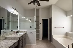 2 Mistywood Ct, Mansfield, TX 76063 - Photo 16