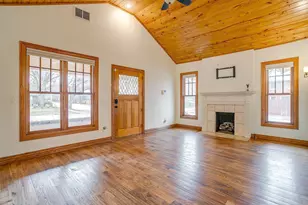 1617 Forest Park Blvd, Fort Worth, TX 76110 - Photo 2