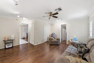 307 W Goddard Street, West, TX 76691 - Photo 4