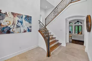 1012 Brae Ct, Fort Worth, TX 76111 - Photo 4