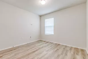 1337 Waggoner Dr, Aubrey, TX 76227 - Photo 16