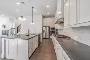 8075 Sunflower Ln, Dallas, TX 75252 - Photo 8