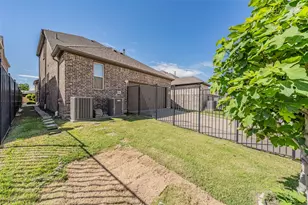 8075 Sunflower Ln, Dallas, TX 75252 - Photo 30