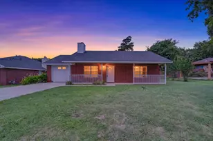 209 Pafford St, Justin, TX 76247 - Photo 1