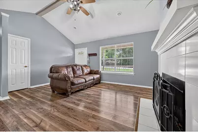 209 Pafford Street, Justin, TX 76247 - Photo 6