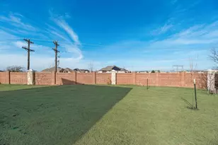 2201 Peters Colony Dr, Little Elm, TX 75036 - Photo 4
