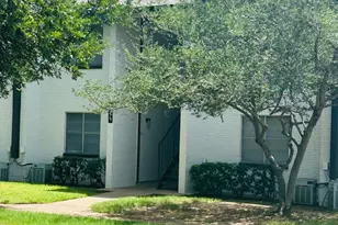 2957 Park Square Dr, Irving, TX 75060 - Photo 12