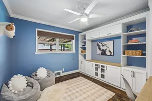 9946 Vistadale Dr, Dallas, TX 75238 - Photo 20