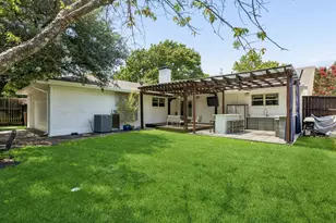 9946 Vistadale Dr, Dallas, TX 75238 - Photo 28