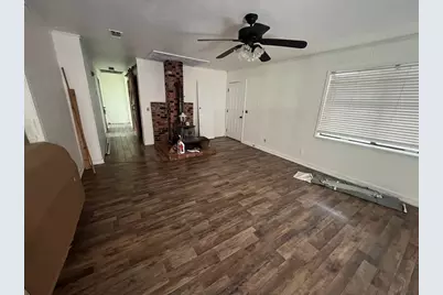 720 E Marshall Avenue, Cooper, TX 75432 - Photo 2