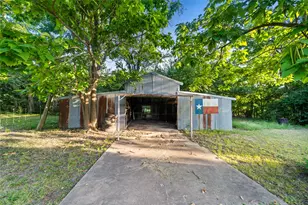 720 E Marshall Ave, Cooper, TX 75432 - Photo 36