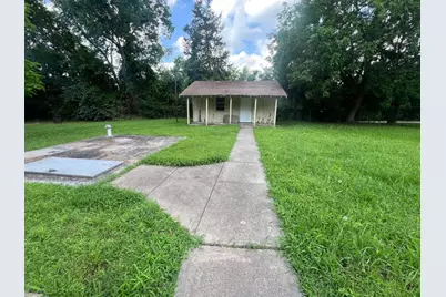 720 E Marshall Avenue, Cooper, TX 75432 - Photo 18