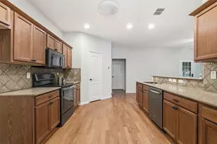 11013 Dillon St, Fort Worth, TX 76179 - Photo 6