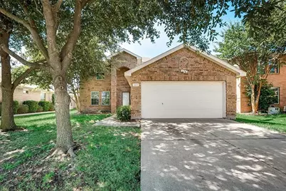 1109 Boxwood Drive, Crowley, TX 76036 - Photo 1