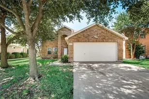 1109 Boxwood Dr, Crowley, TX 76036 - Photo 1