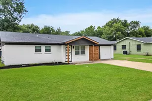 341 Lena Ln, Burleson, TX 76028 - Photo 2