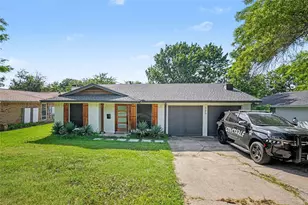 325 Clary Dr, Mesquite, TX 75149 - Photo 1