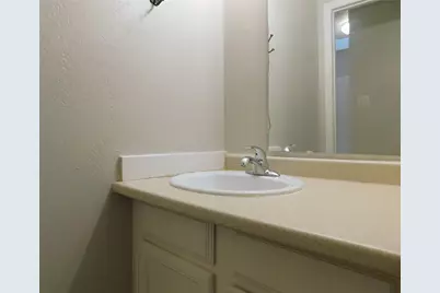 1915 Kingswood Court, Denton, TX 76205 - Photo 16