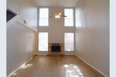 1915 Kingswood Court, Denton, TX 76205 - Photo 4