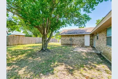 3300 Heritage Lane, Forest Hill, TX 76140 - Photo 12
