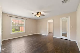 102 S 4th St, Grandview, TX 76050 - Photo 18