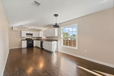 102 S 4th Street, Grandview, TX 76050 - Photo 12