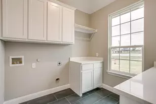 991 Hulen, Crowley, TX 76036 - Photo 18