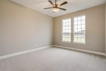 991 Hulen, Crowley, TX 76036 - Photo 20