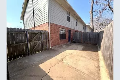 716 W Mulberry Street #1C, Denton, TX 76201 - Photo 2
