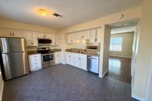 716 W Mulberry St, Denton, TX 76201 - Photo 1
