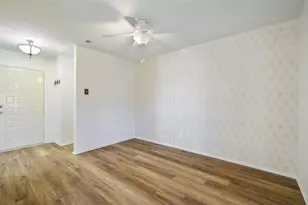 3719 Furneaux Ln, Carrollton, TX 75007 - Photo 8