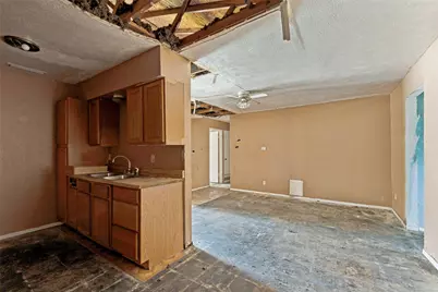 6419 Gentle River Drive, Dallas, TX 75241 - Photo 8