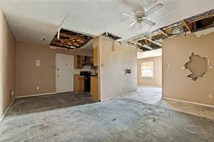 6419 Gentle River Dr, Dallas, TX 75241 - Photo 6