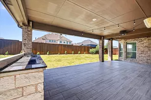 560 Featherstone Ln, Prosper, TX 75078 - Photo 36