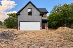 305 Augustus St, Trenton, TX 75490 - Photo 2