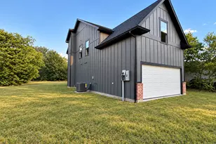 305 Augustus St, Trenton, TX 75490 - Photo 6